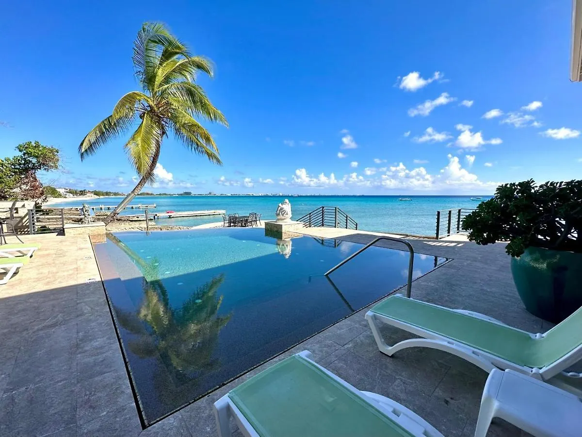 Seven Mile View Condo #3B West Bay Ferienhaus